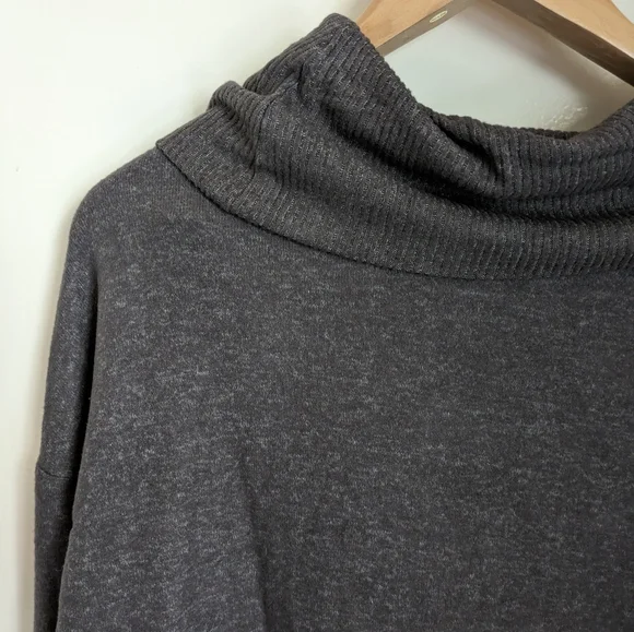 🆕 Pink Rose Sweater Charcoal Gray Cowl Neck XL Thumb Holes Long Sleeves - Picture 10 of 15